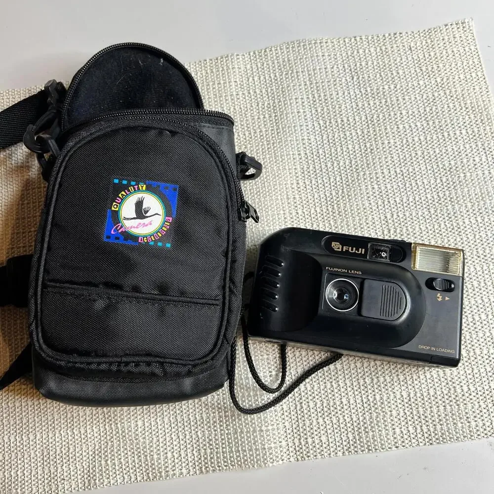 Fuji‎ DL-7 35mm Point Shoot Film Camera Fujinon Lens Made in Japan w/ Case AS-IS